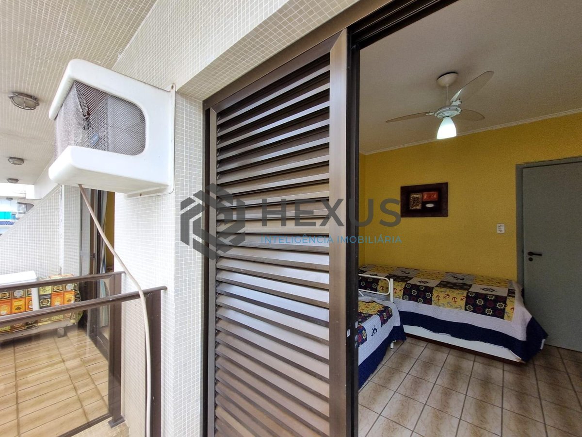 Foto 15 de Apartamento com varanda na Praia das Asturias, Guaruja