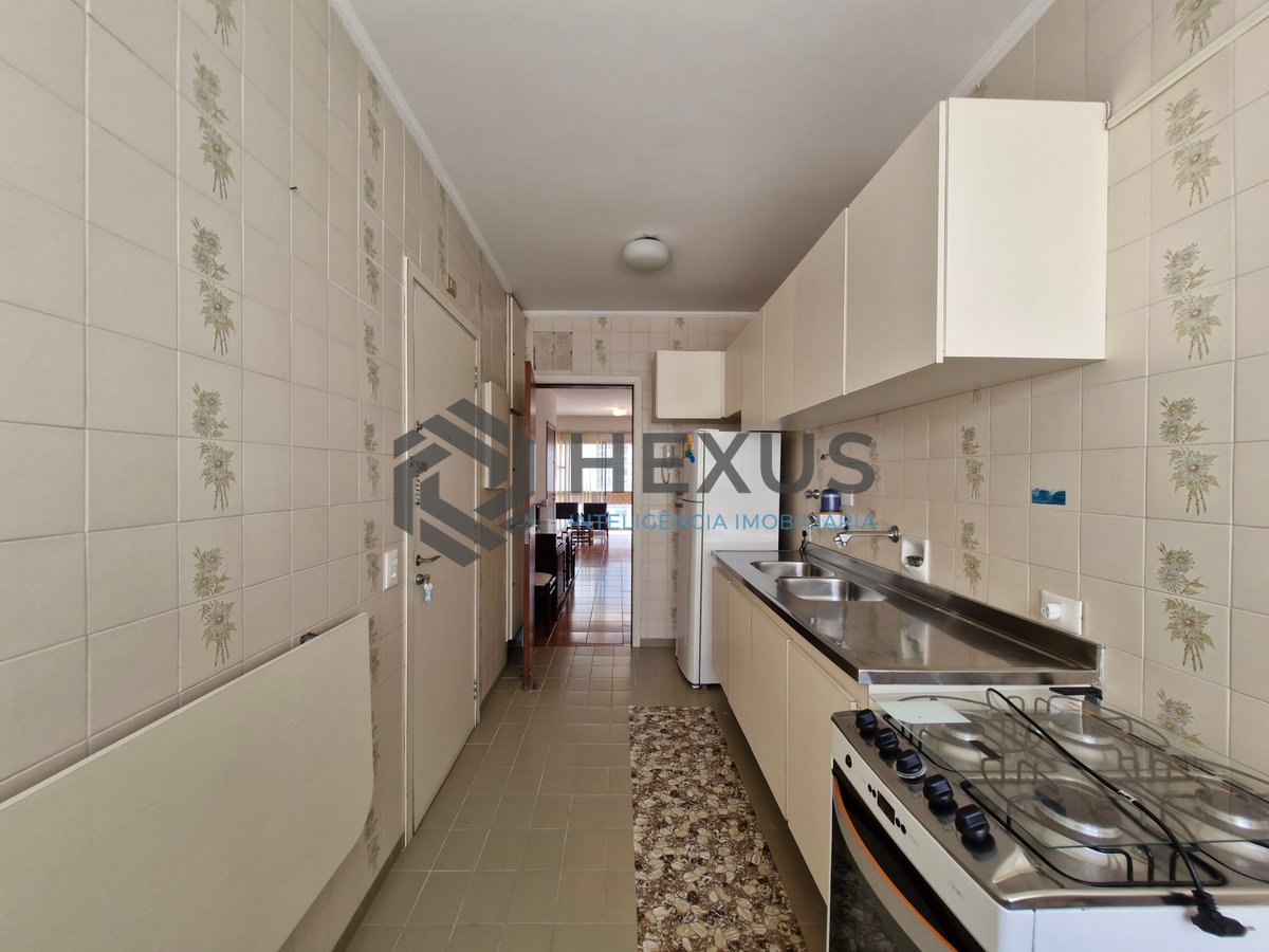 Foto 26 de Apartamento com varanda vista mar e lazer na beira mar da Praia das Pitangueiras, Guaruja