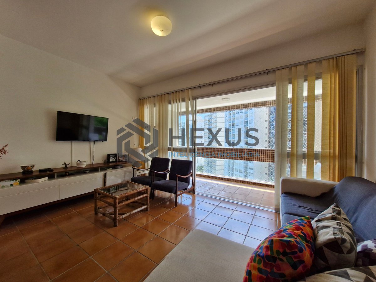 Foto 8 de Apartamento com varanda vista mar e lazer na beira mar da Praia das Pitangueiras, Guaruja