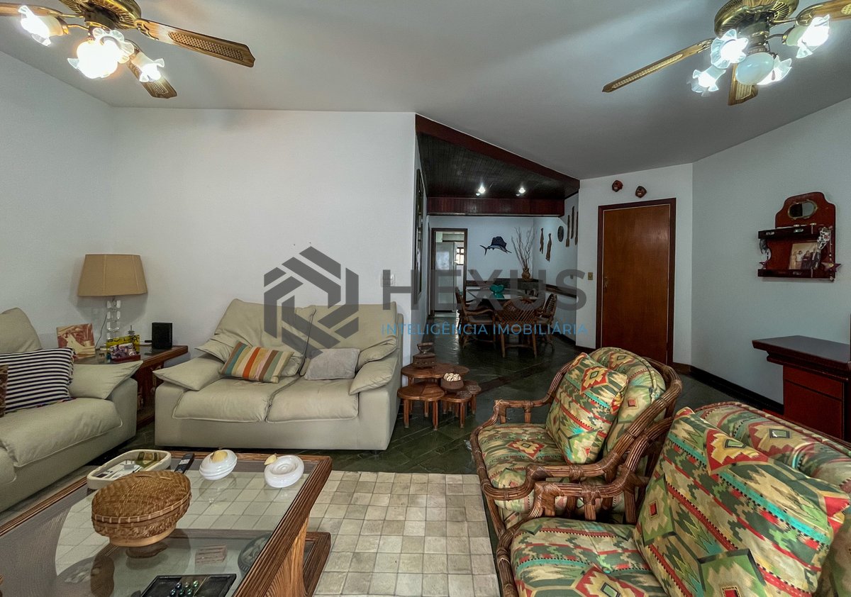 Foto 5 de Apartamento com varanda na Praia das Pitangueiras, Guaruja