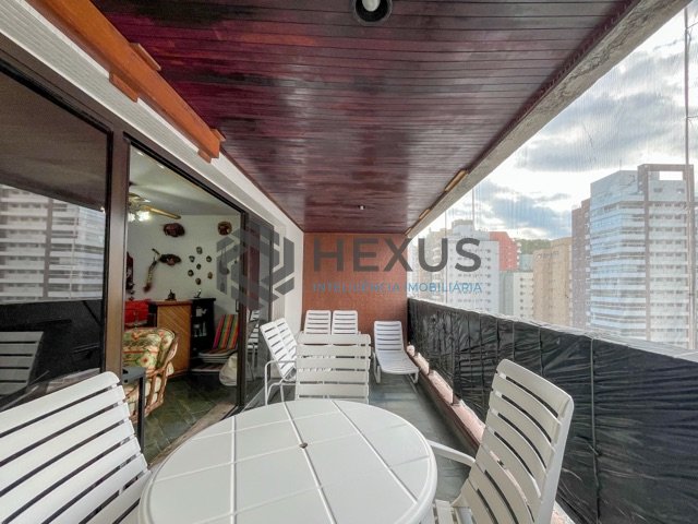 Foto 8 de Apartamento com varanda na Praia das Pitangueiras, Guaruja