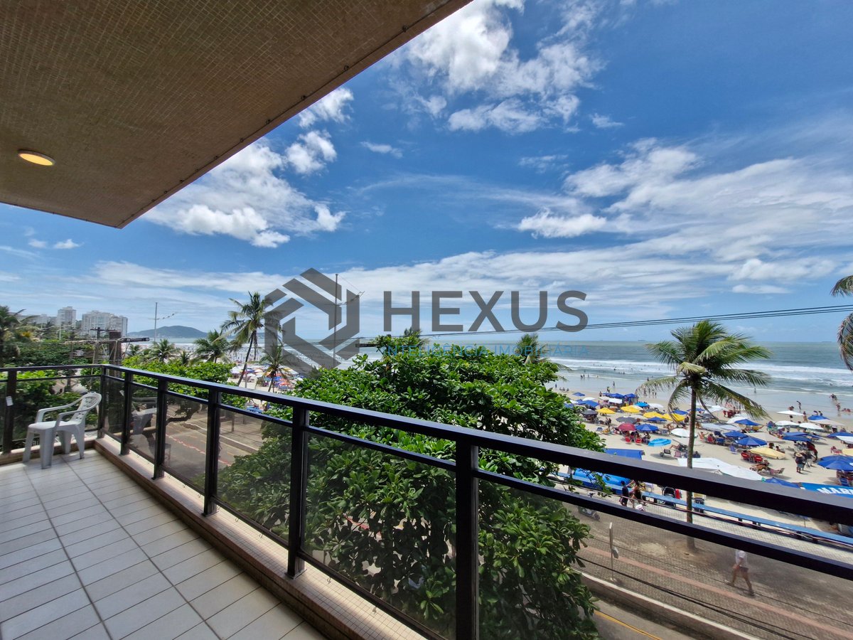 Foto 3 de Apartamento frente mar com varanda vista mar na Praia das Pitangueiras, Guaruja