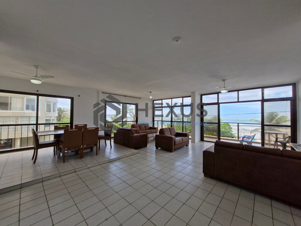 Foto 5 de Apartamento frente mar com varanda vista mar na Praia das Pitangueiras, Guaruja
