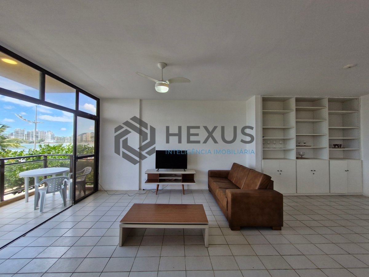 Foto 9 de Apartamento frente mar com varanda vista mar na Praia das Pitangueiras, Guaruja