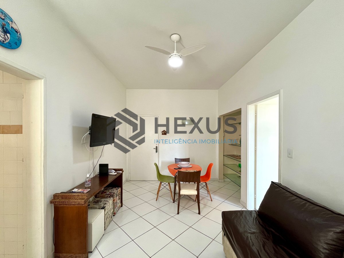Foto 2 de Apartamento mobiliado a uma quadra da Praia das Pitangueiras, Guarujá