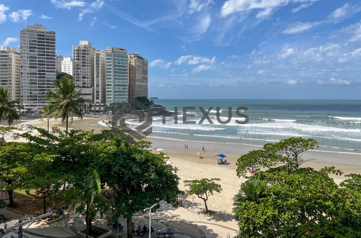 Foto 19 de Apartamento reformado frente mar com varanda nas Pitangueiras, Guarujá