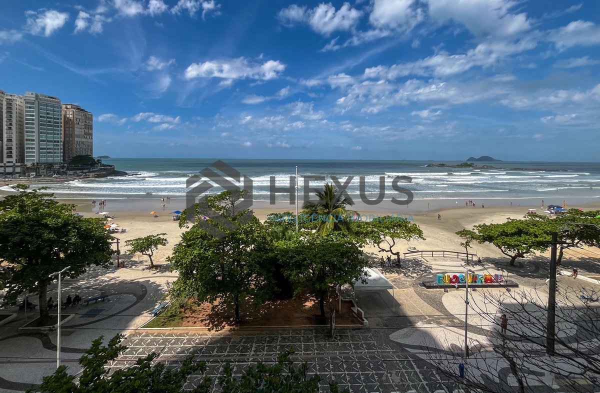 Foto 22 de Apartamento reformado frente mar com varanda nas Pitangueiras, Guarujá