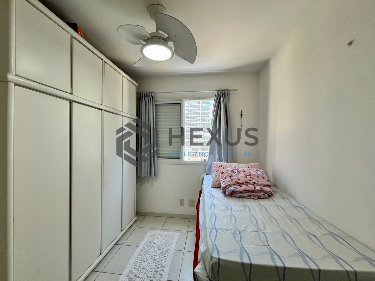 Foto 9 de Apartamento com varanda vista mar e lazer na beira mar da Praia das Asturias, Guaruja