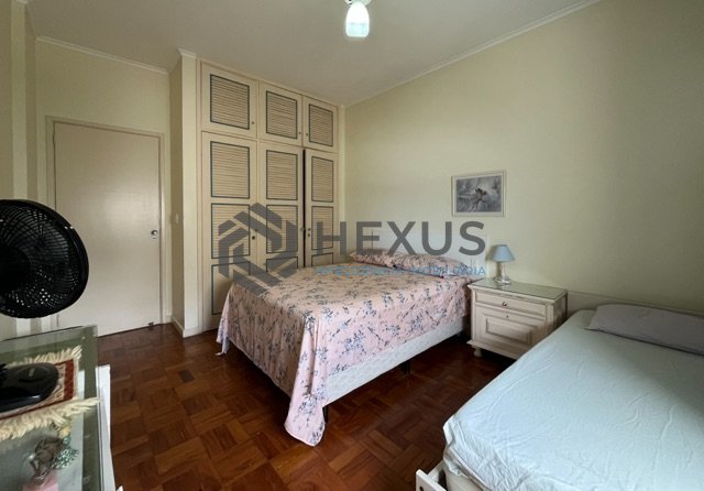 Foto 30 de Apartamento frente mar com varanda vista mar na Praia das Pitangueiras, Guaruja