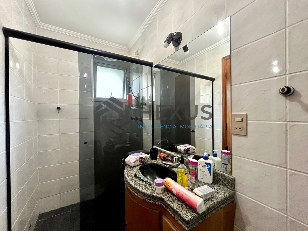 Foto 11 de Apartamento com varanda e lazer na Praia das Asturias, Guaruja