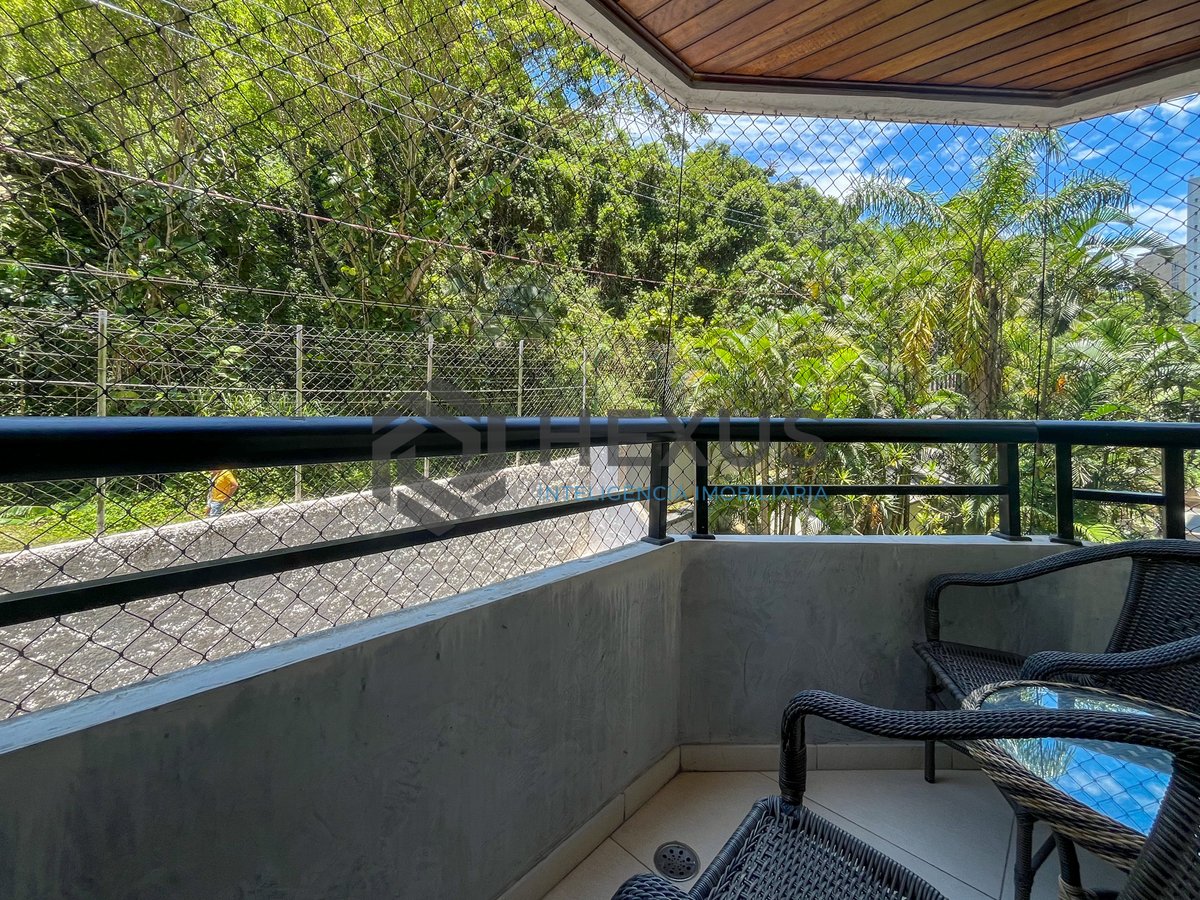 Foto 22 de Apartamento com varanda e lazer na Praia das Pitangueiras, Guaruja