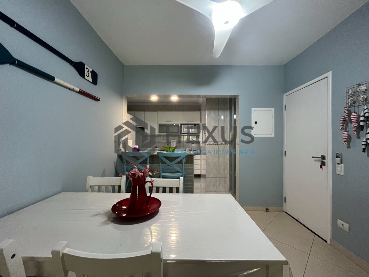 Foto 6 de Apartamento com varanda e lazer na Praia das Pitangueiras, Guaruja