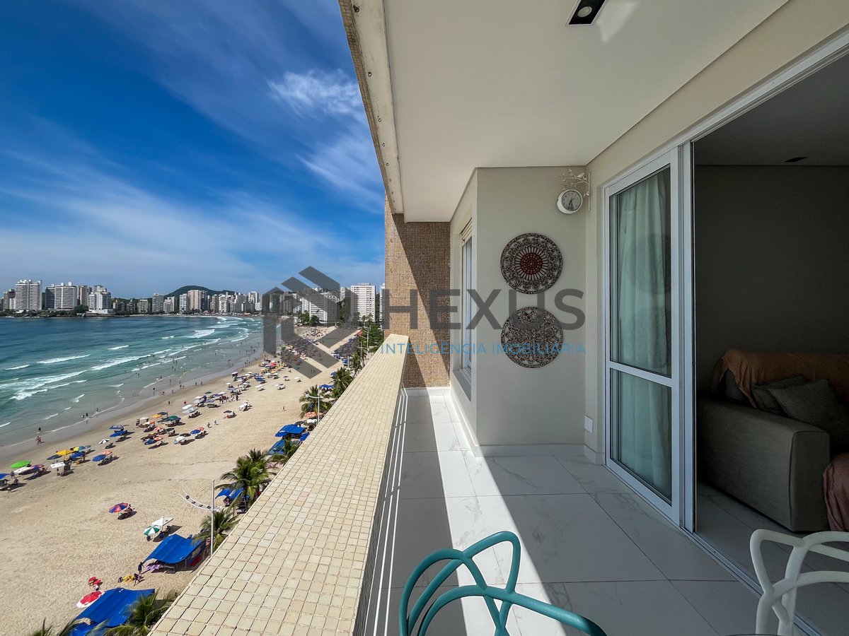 Foto 12 de Apartamento reformado frente mar com varanda na Praia das Pitangueiras, Guaruja