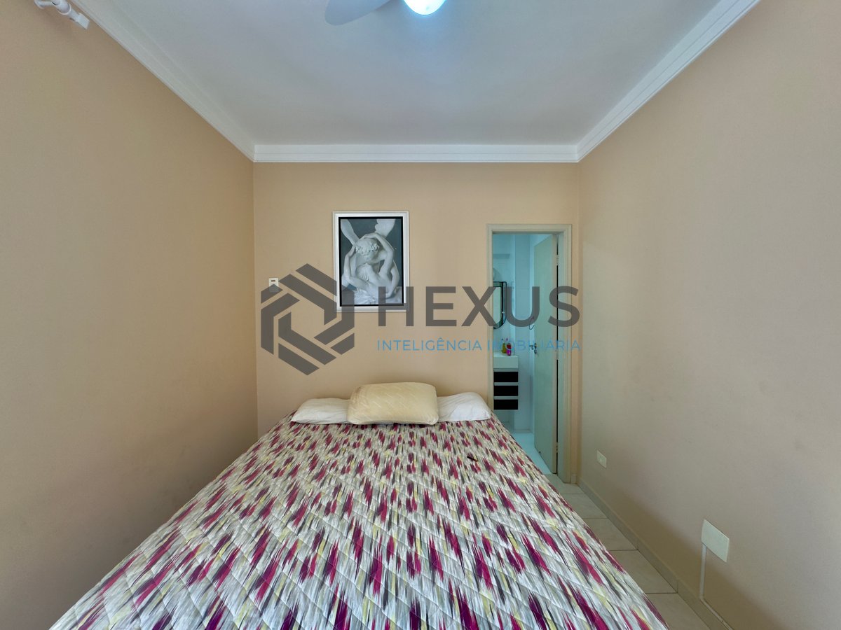 Foto 11 de Apartamento reformado com varanda e lazer na Praia das Asturias, Guaruja