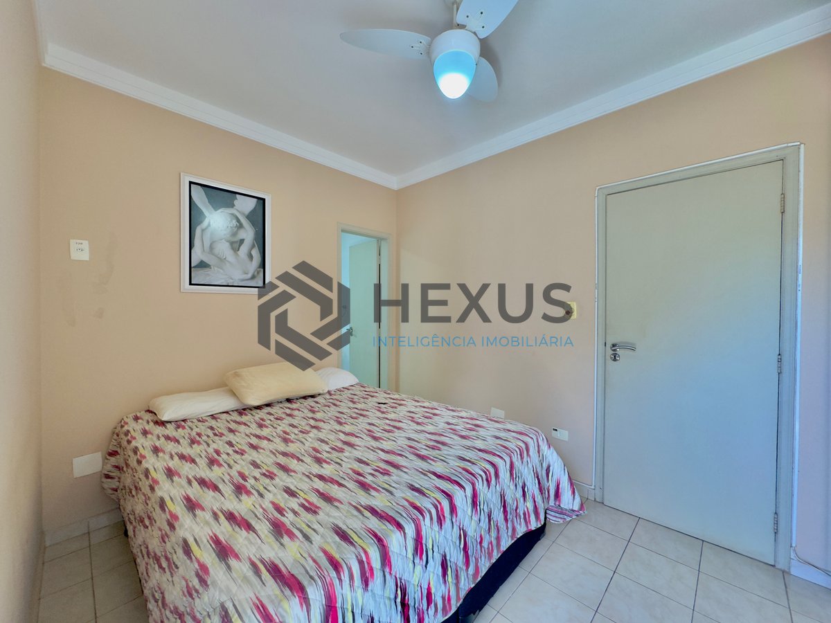 Foto 9 de Apartamento reformado com varanda e lazer na Praia das Asturias, Guaruja
