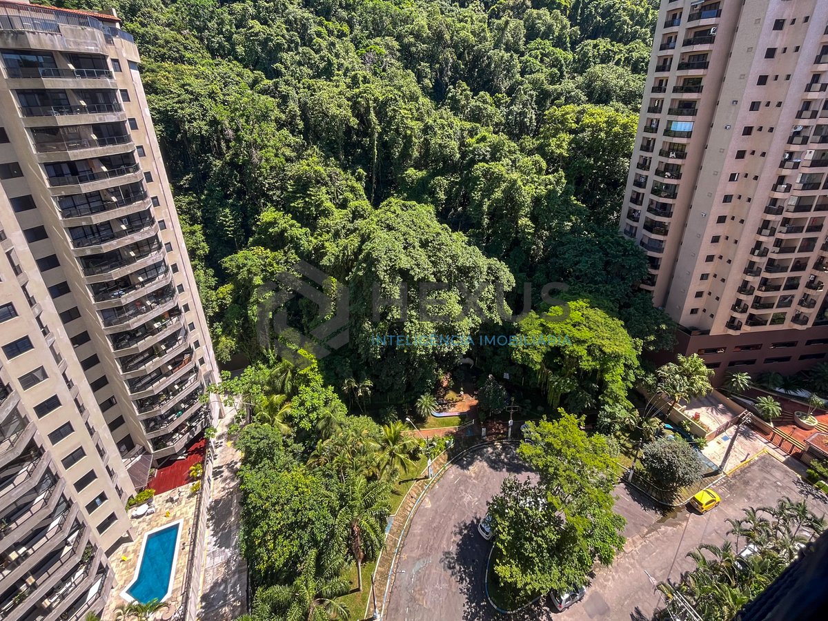 Foto 15 de Apartamento com varanda e lazer na Praia das Pitangueiras, Guaruja