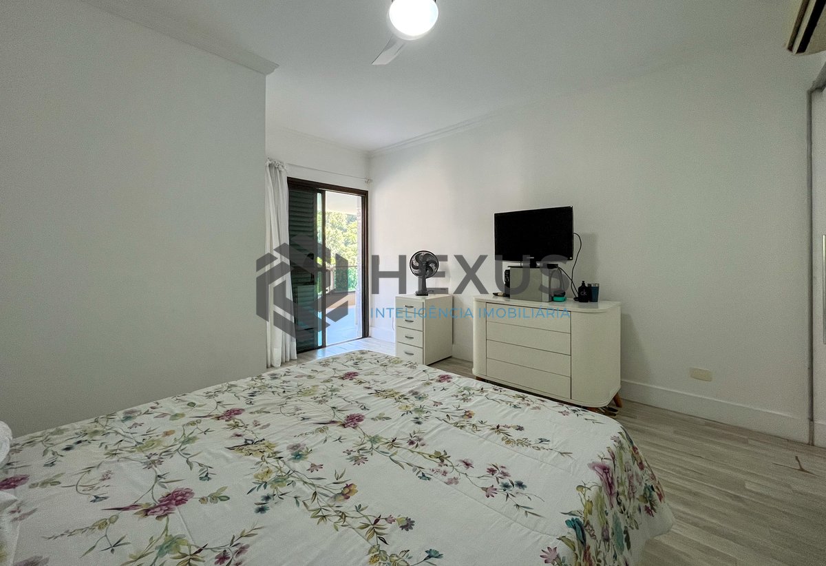 Foto 23 de Apartamento com varanda e lazer na Praia das Pitangueiras, Guaruja
