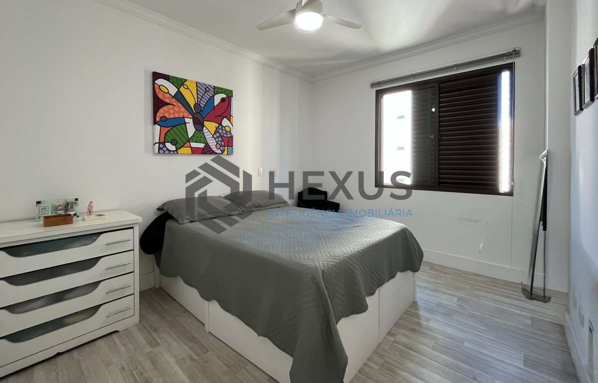 Foto 30 de Apartamento com varanda e lazer na Praia das Pitangueiras, Guaruja