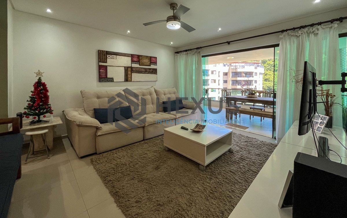 Foto 10 de Apartamento com varanda e lazer na Praia das Pitangueiras, Guaruja