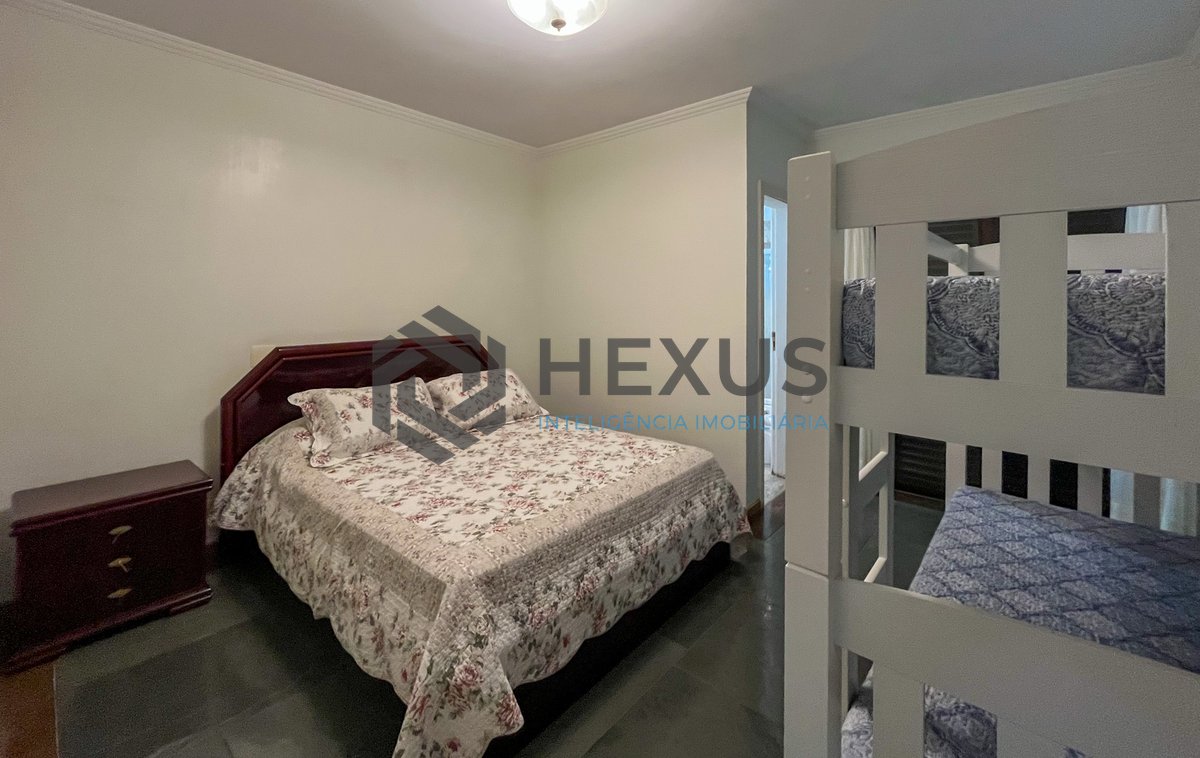 Foto 27 de Apartamento com varanda e lazer na Praia das Pitangueiras, Guaruja