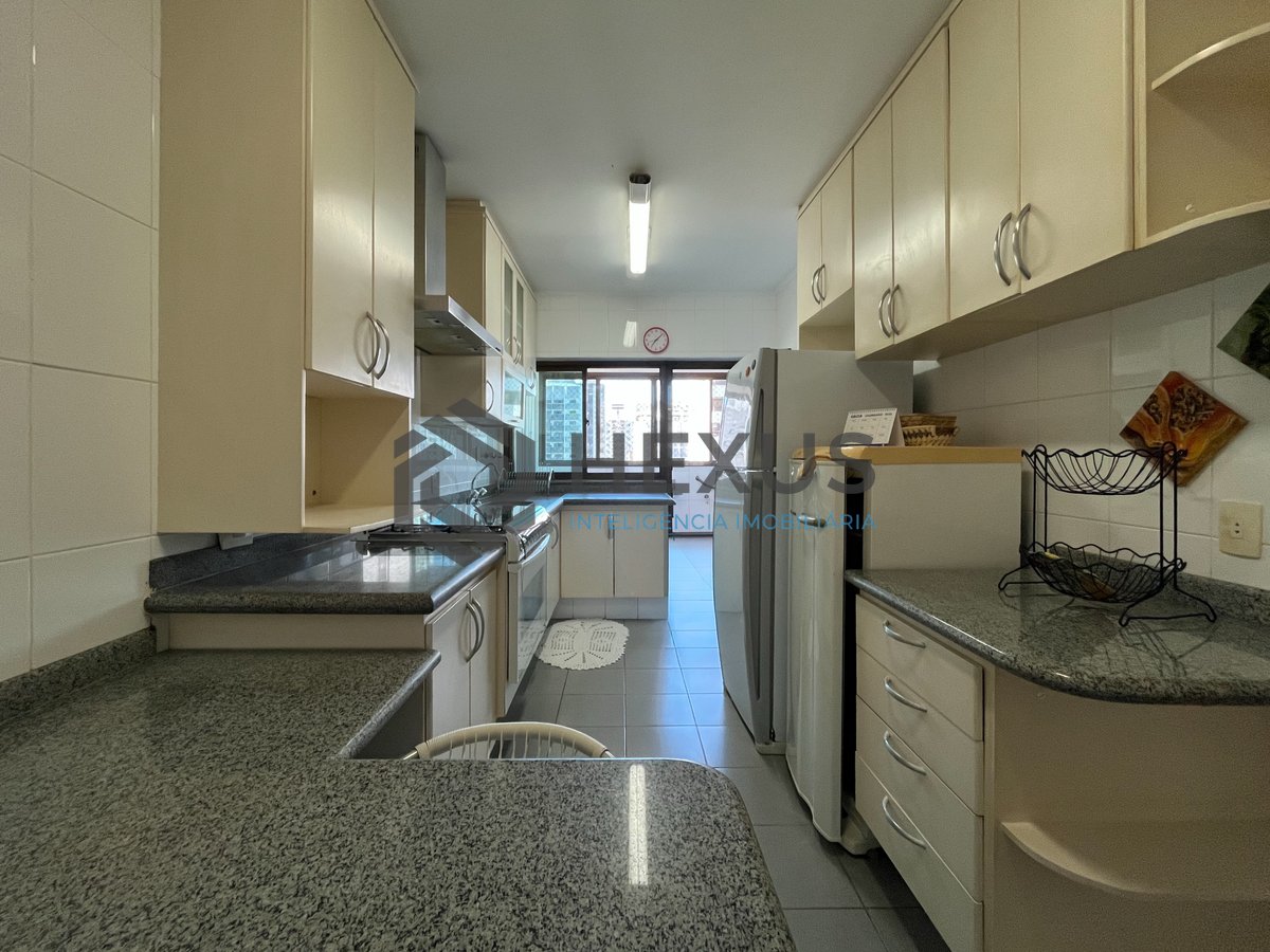 Foto 32 de Apartamento com varanda e lazer na Praia das Pitangueiras, Guaruja