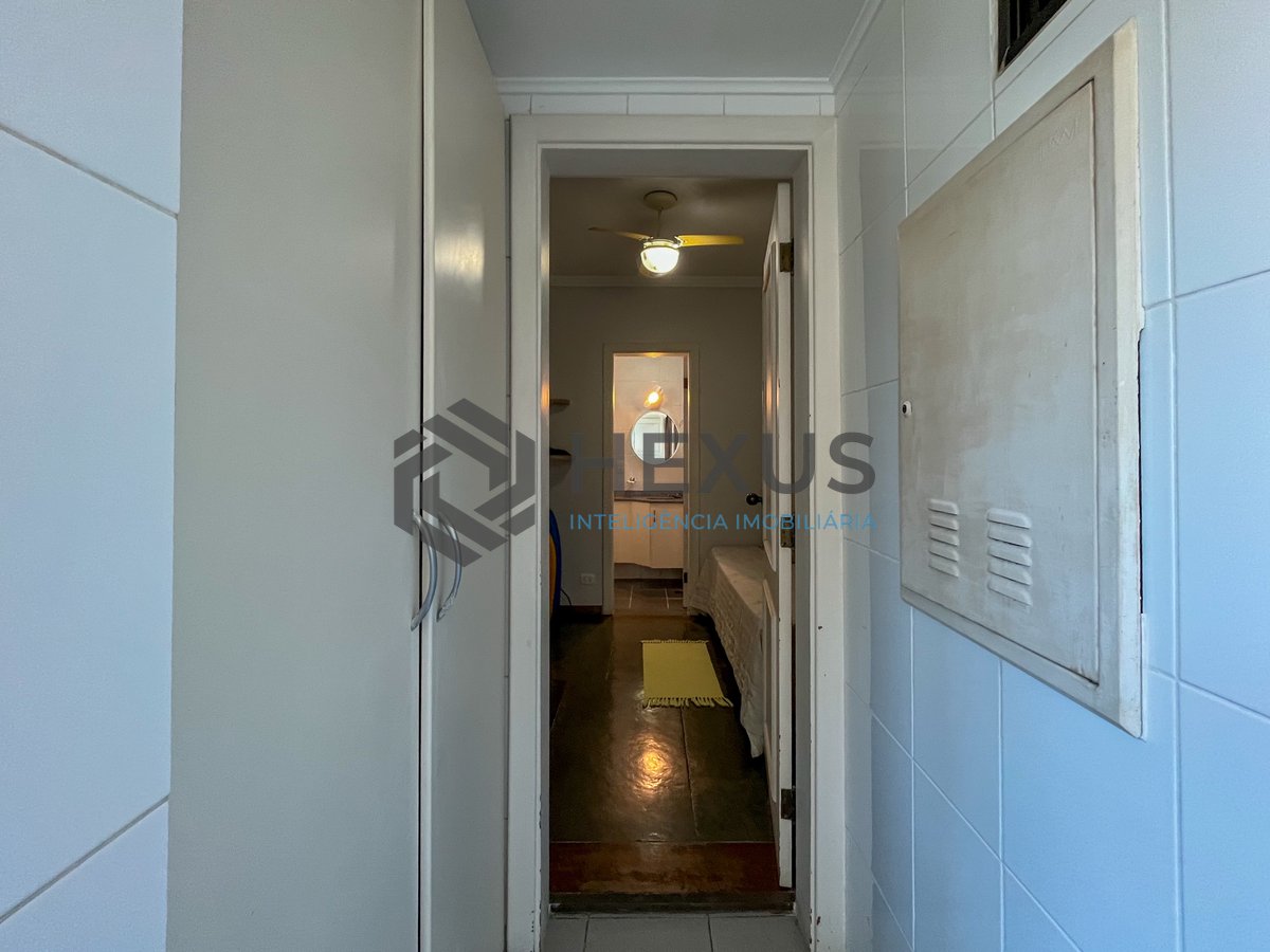 Foto 38 de Apartamento com varanda e lazer na Praia das Pitangueiras, Guaruja