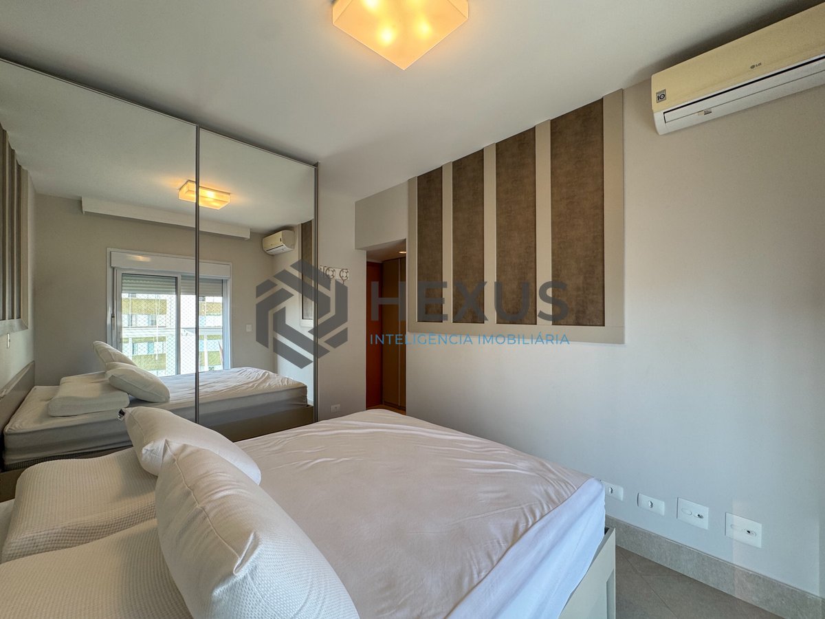 Foto 22 de Apartamento reformado com varanda gourmet e lazer na Praia das Pitangueiras, Guaruja