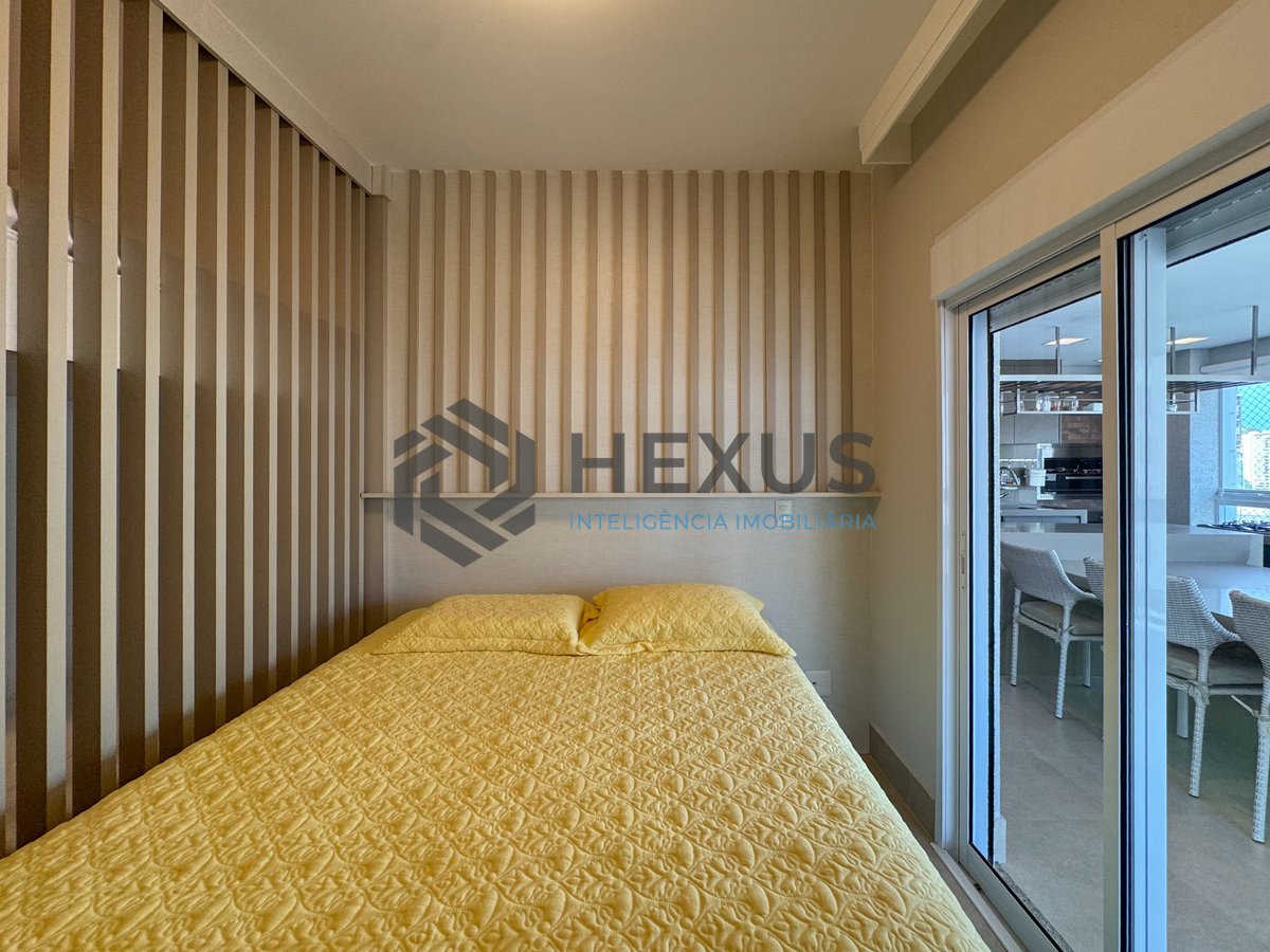 Foto 29 de Apartamento reformado com varanda gourmet e lazer na Praia das Pitangueiras, Guaruja