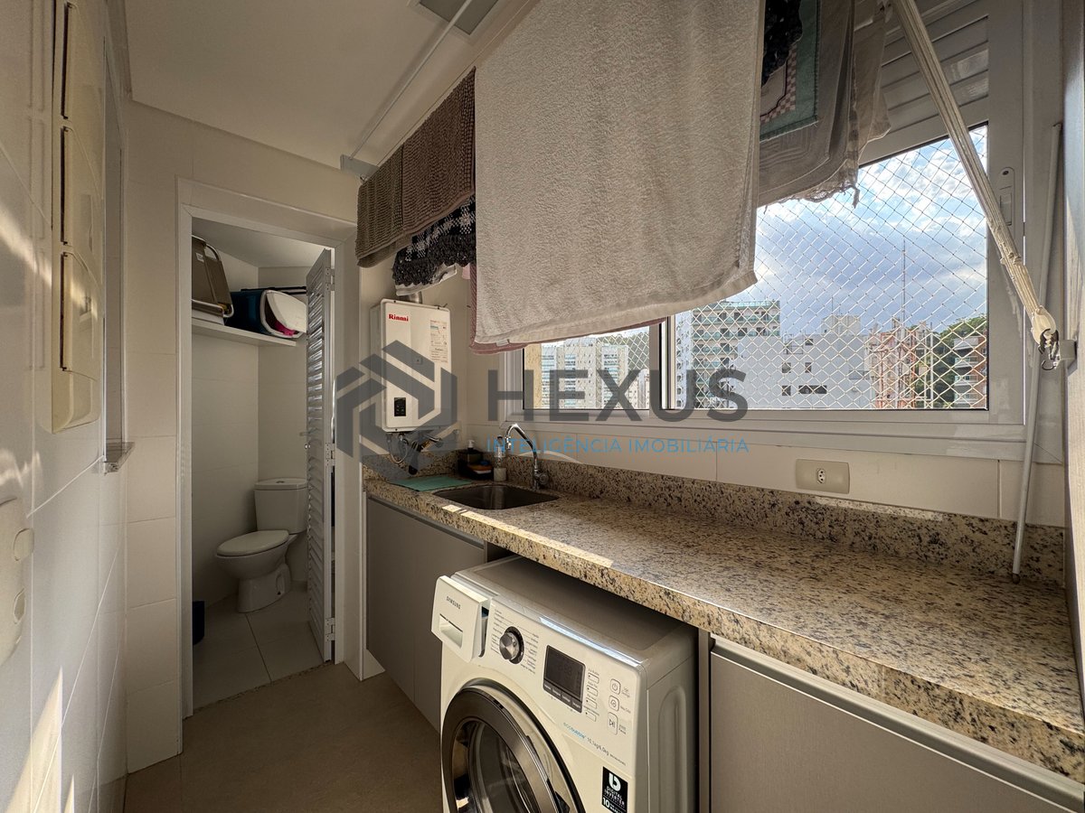 Foto 44 de Apartamento reformado com varanda gourmet e lazer na Praia das Pitangueiras, Guaruja
