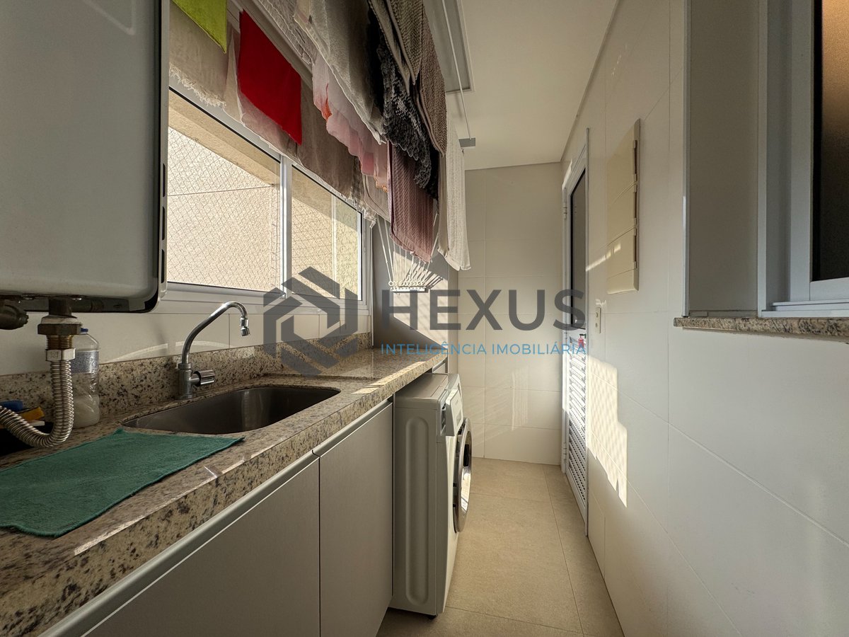 Foto 46 de Apartamento reformado com varanda gourmet e lazer na Praia das Pitangueiras, Guaruja