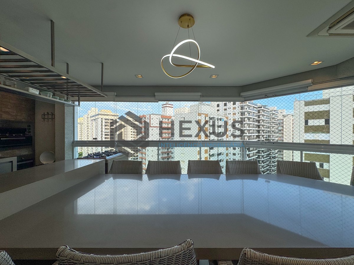Foto 9 de Apartamento reformado com varanda gourmet e lazer na Praia das Pitangueiras, Guaruja
