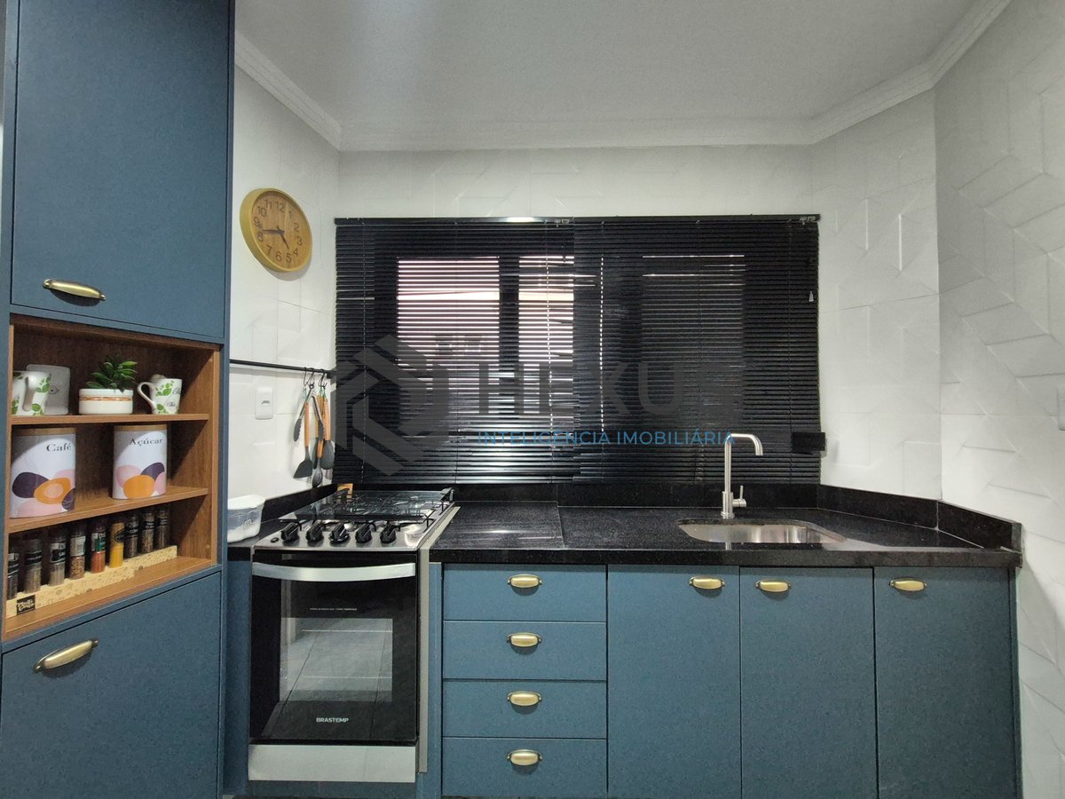 Foto 37 de Apartamento reformado com varanda gourmet e vista mar na beira mar da Praia das Asturias, Guaruja
