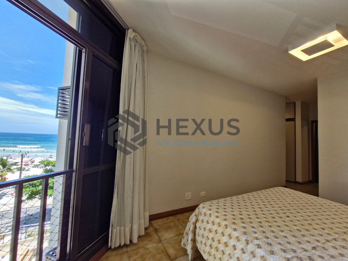 Foto 19 de Apartamento reformado frente mar com varanda e lazer na Praia das Pitangueiras, Guaruja