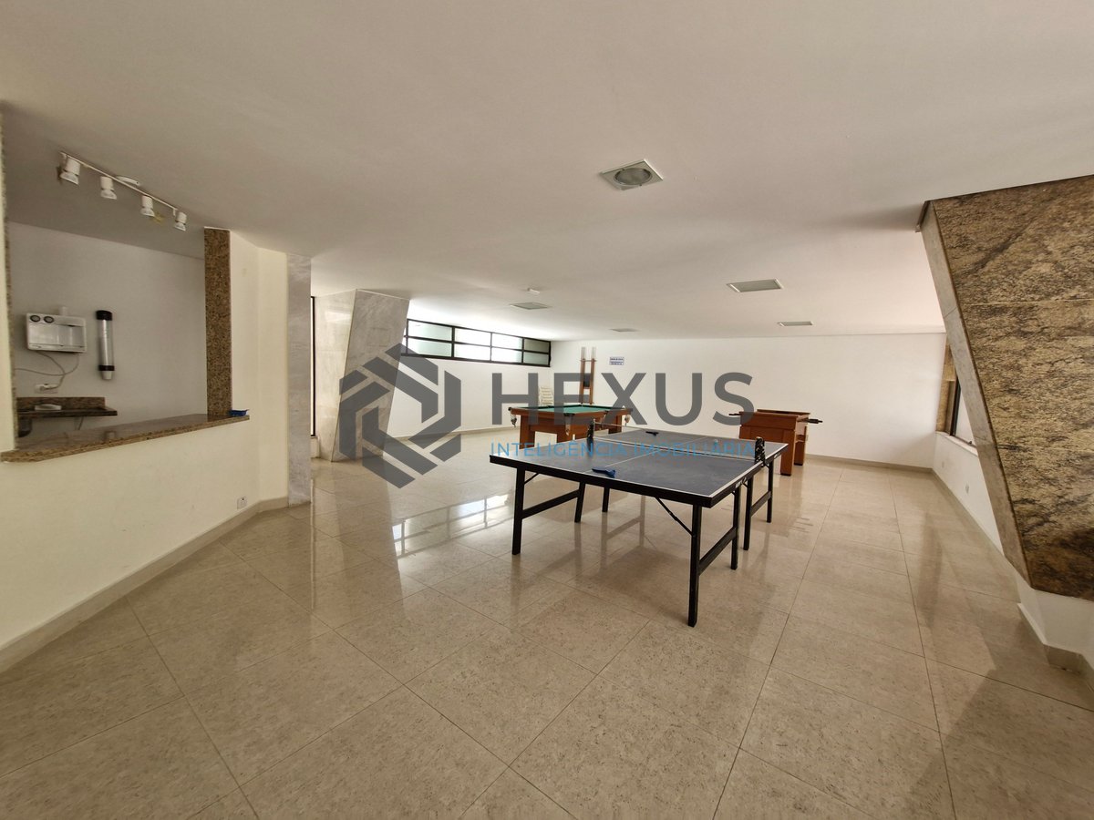 Foto 54 de Apartamento reformado frente mar com varanda e lazer na Praia das Pitangueiras, Guaruja