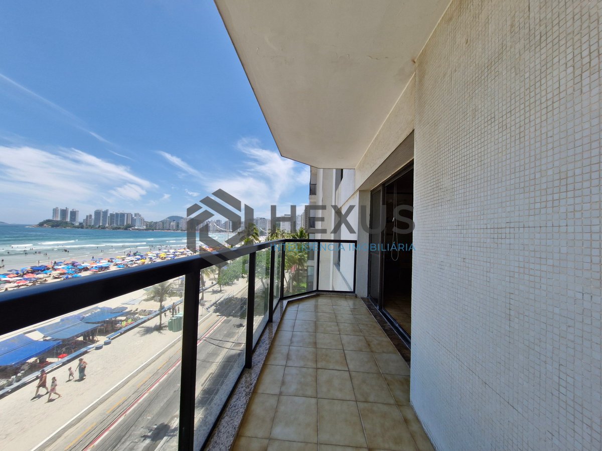 Foto 9 de Apartamento reformado frente mar com varanda e lazer na Praia das Pitangueiras, Guaruja