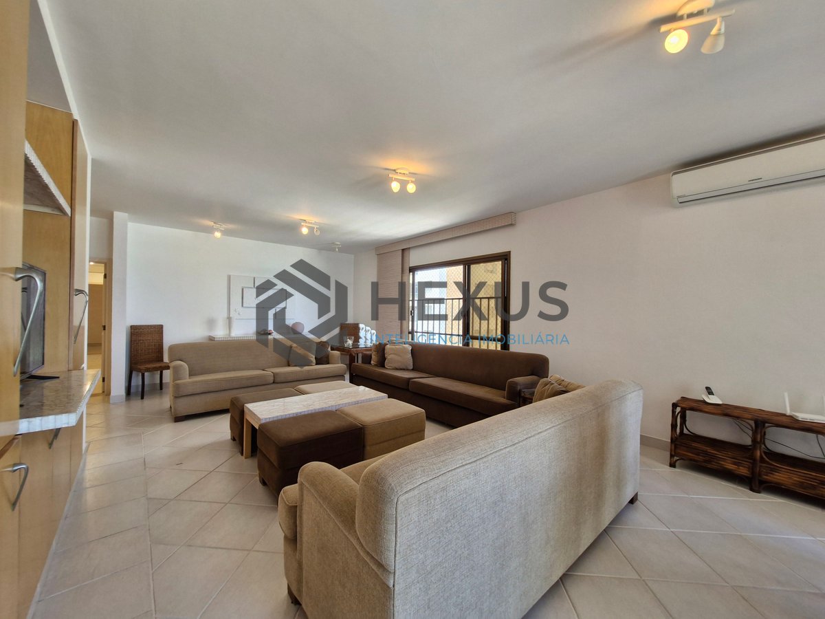Foto 8 de Apartamento reformado frente mar com varanda e lazer na Praia das Pitangueiras, Guaruja