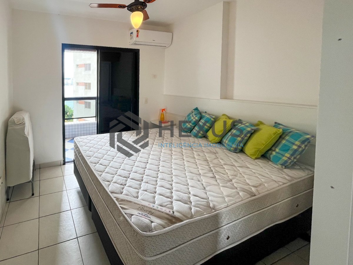 Foto 14 de Apartamento frente mar com varanda e lazer na Praia das Asturias, Guaruja