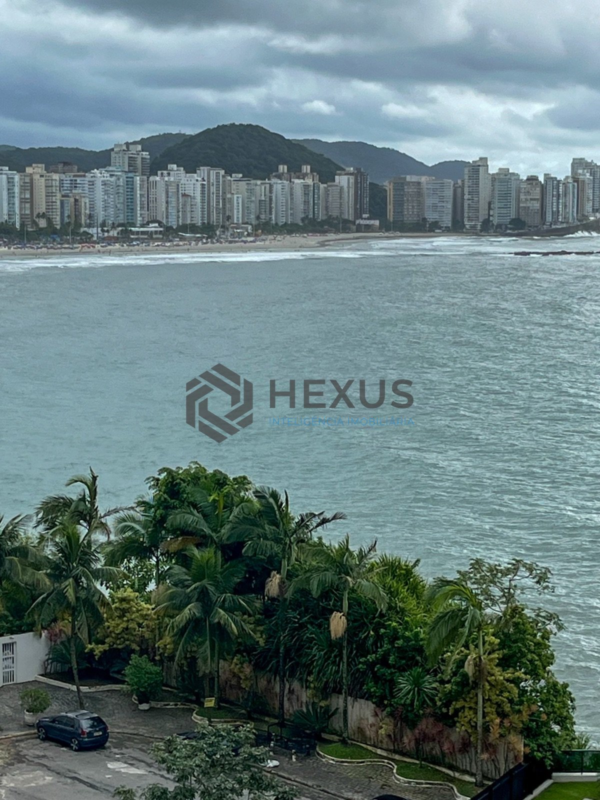 Foto 26 de Apartamento frente mar com varanda e lazer na Praia das Asturias, Guaruja