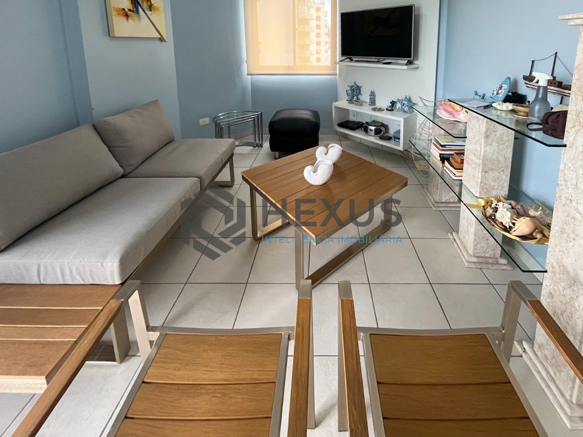 Foto 4 de Apartamento frente mar com varanda e lazer na Praia das Asturias, Guaruja