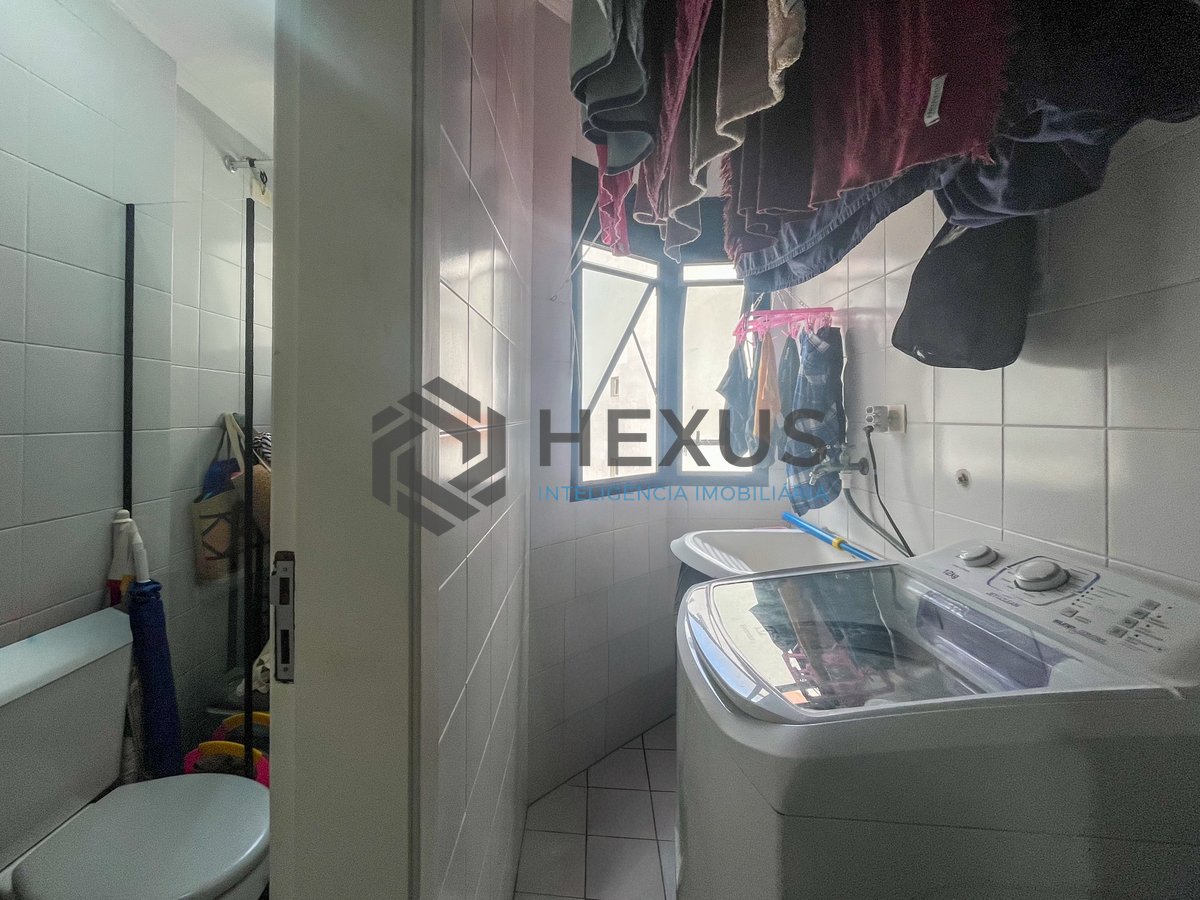 Foto 13 de Apartamento com varanda e lazer na beira mar da Praia das Asturias, Guaruja
