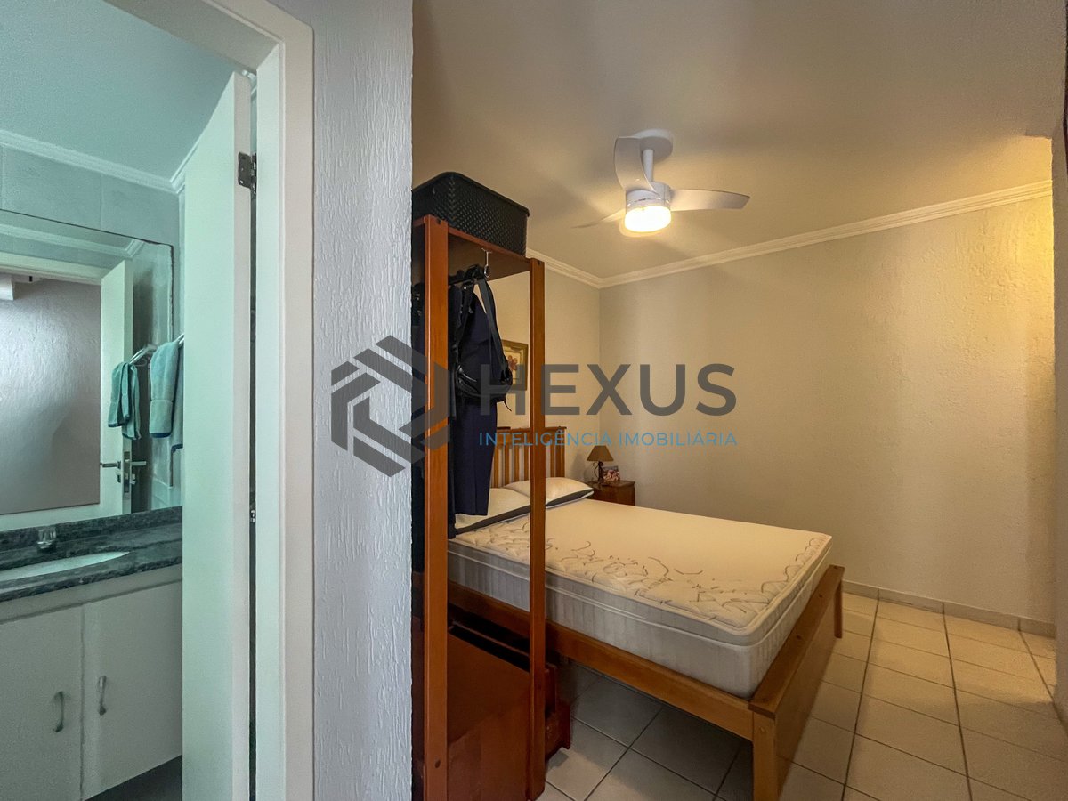 Foto 21 de Apartamento com varanda e lazer na beira mar da Praia das Asturias, Guaruja