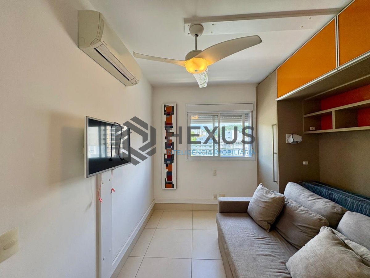 Foto 13 de Apartamento com varanda gourmet e lazer de clube na Praia da Enseada, Guaruja