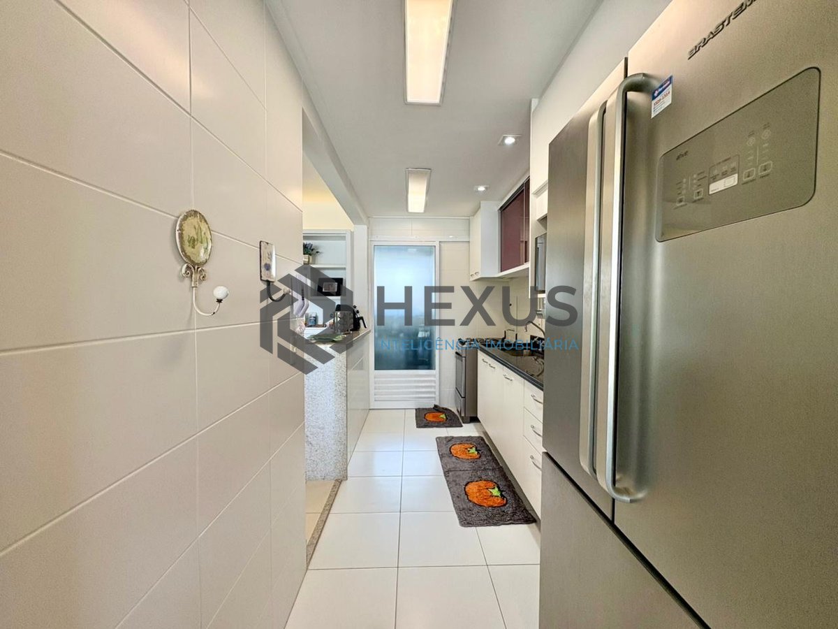 Foto 23 de Apartamento com varanda gourmet e lazer de clube na Praia da Enseada, Guaruja