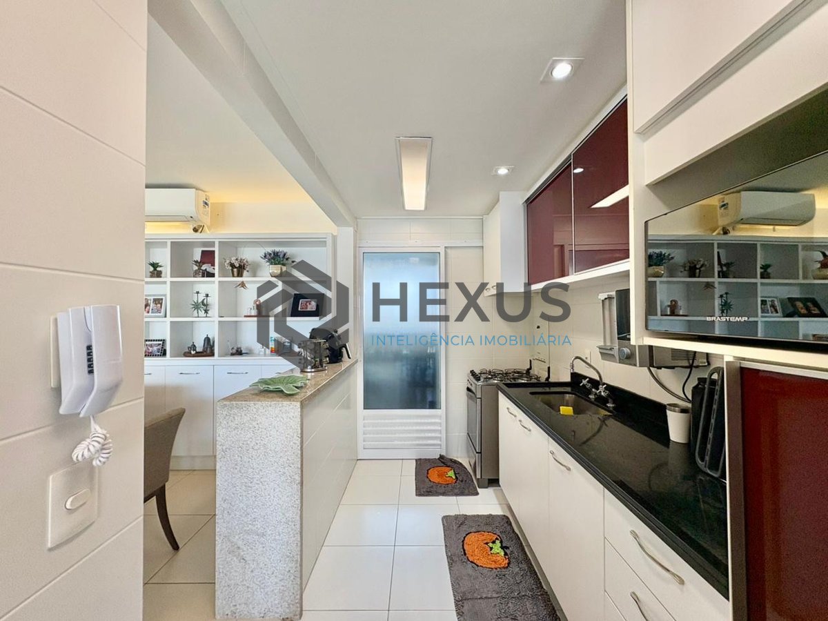Foto 24 de Apartamento com varanda gourmet e lazer de clube na Praia da Enseada, Guaruja