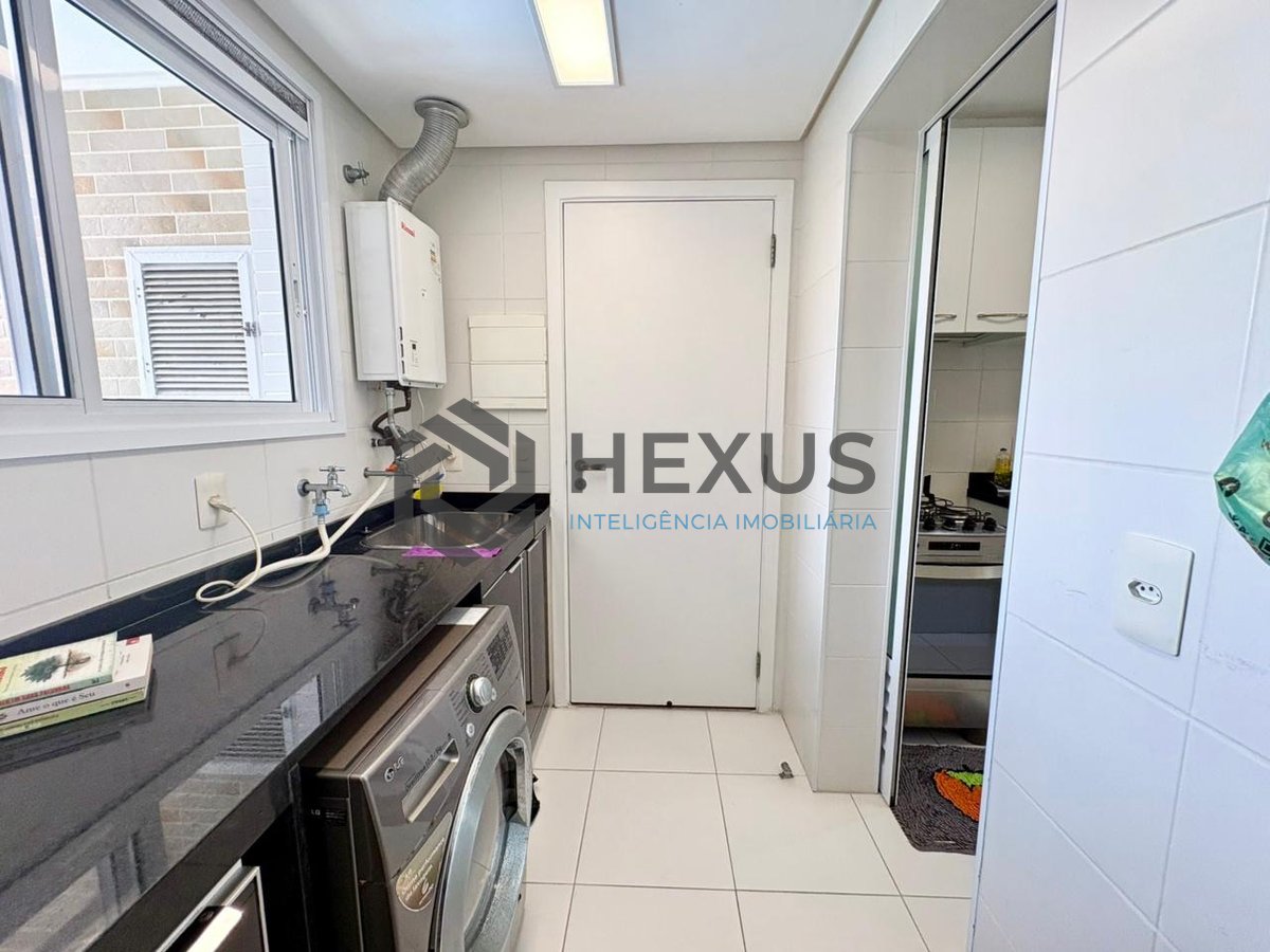 Foto 28 de Apartamento com varanda gourmet e lazer de clube na Praia da Enseada, Guaruja
