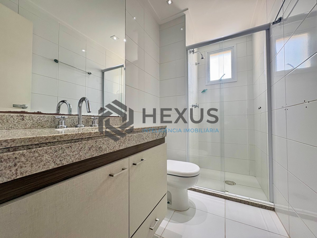 Foto 17 de Apartamento com varanda gourmet com vista mar e lazer de clube na beira mar da Praia da Enseada, Guaruja