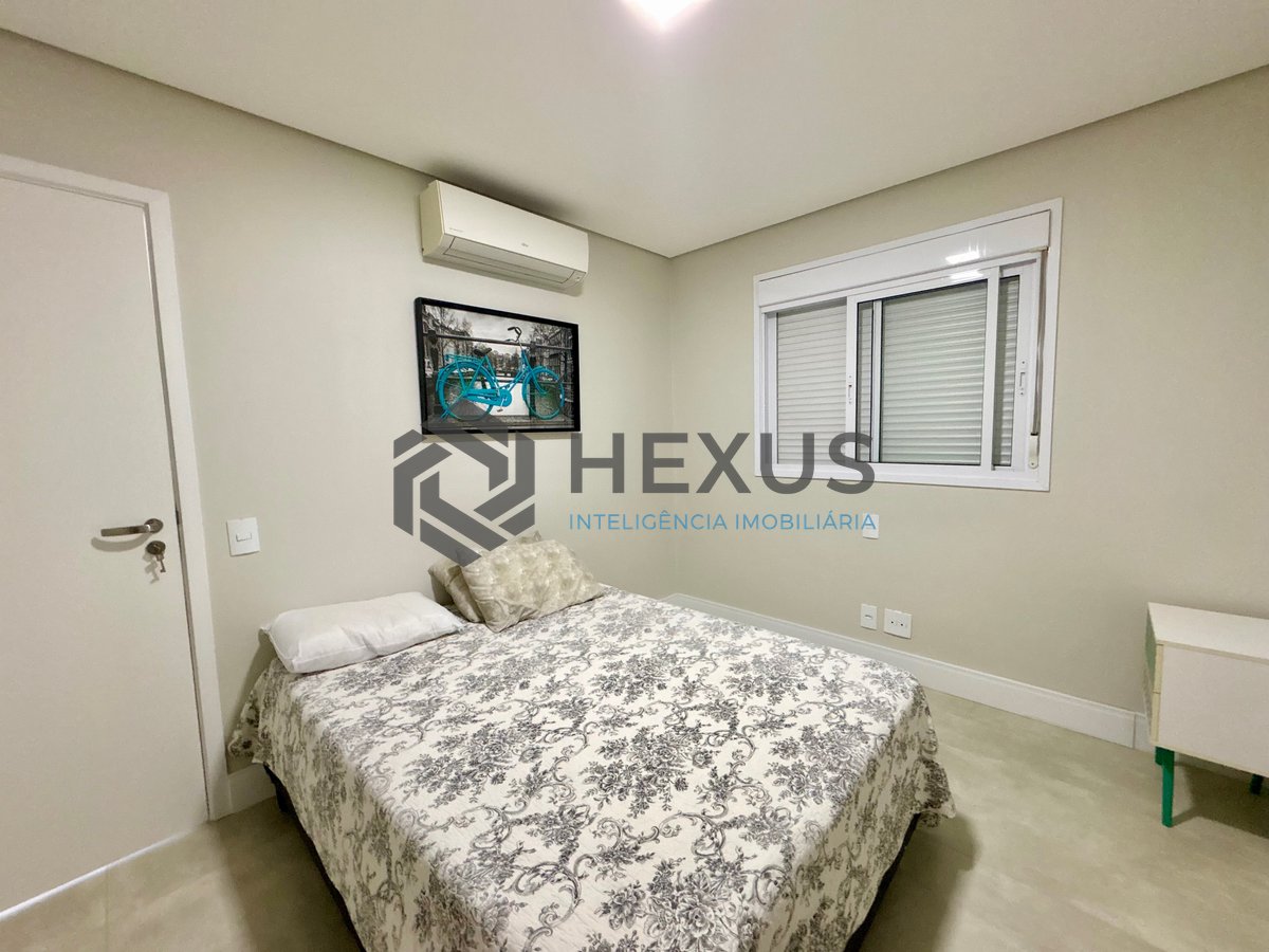 Foto 17 de Apartamento com varanda gourmet e lazer beira mar da Praia da Enseada, Guaruja