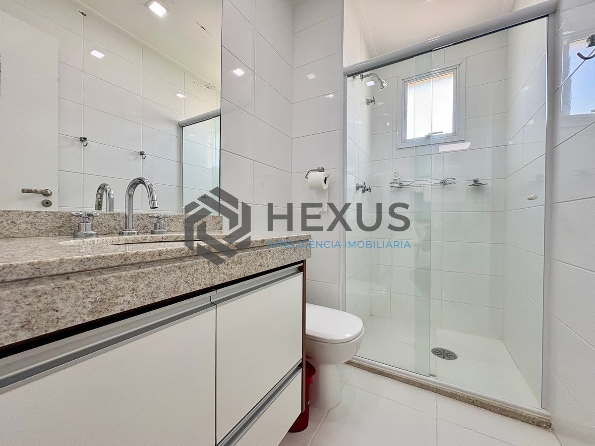 Foto 19 de Apartamento com varanda gourmet e lazer beira mar da Praia da Enseada, Guaruja