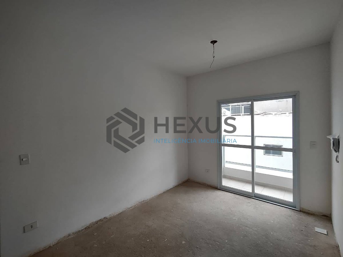 Foto 3 de Apartamento com varanda e lazer na Praia da Enseada, Guaruja