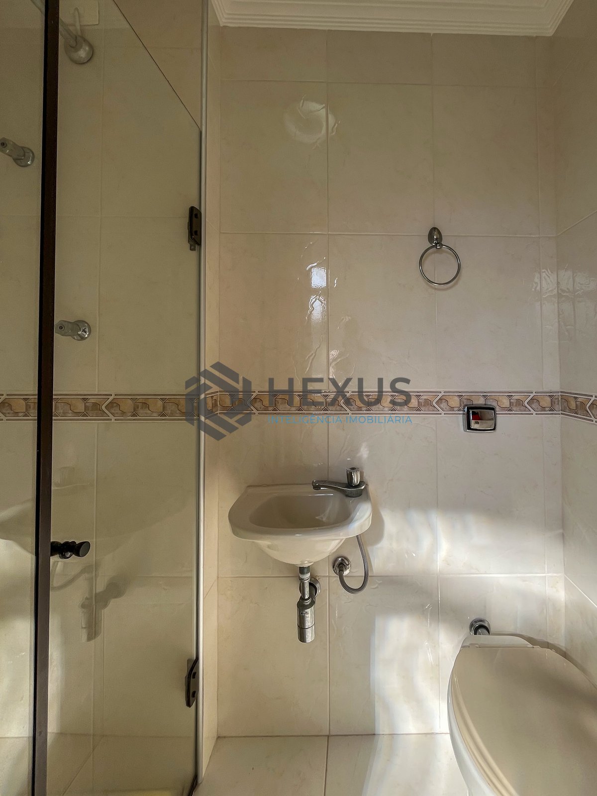 Foto 26 de Apartamento com varanda vista mar e lazer na beira mar da Praia das Asturias, Guaruja
